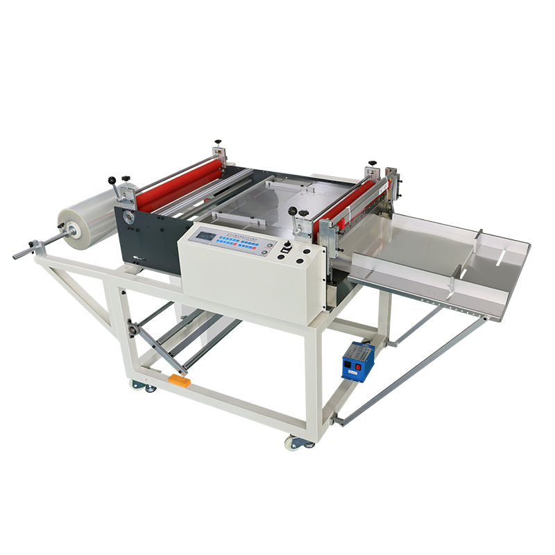 M&aacute;quina cortadora de rollos de pel&iacute;cula de PET/PP/PVC a l&aacute;minas